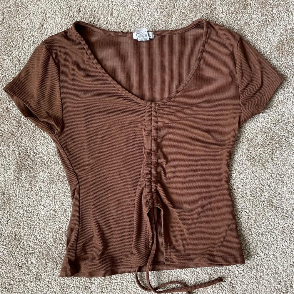 Rue21 Brown Ribbed Cinch Front Short Sleeve Crop Top